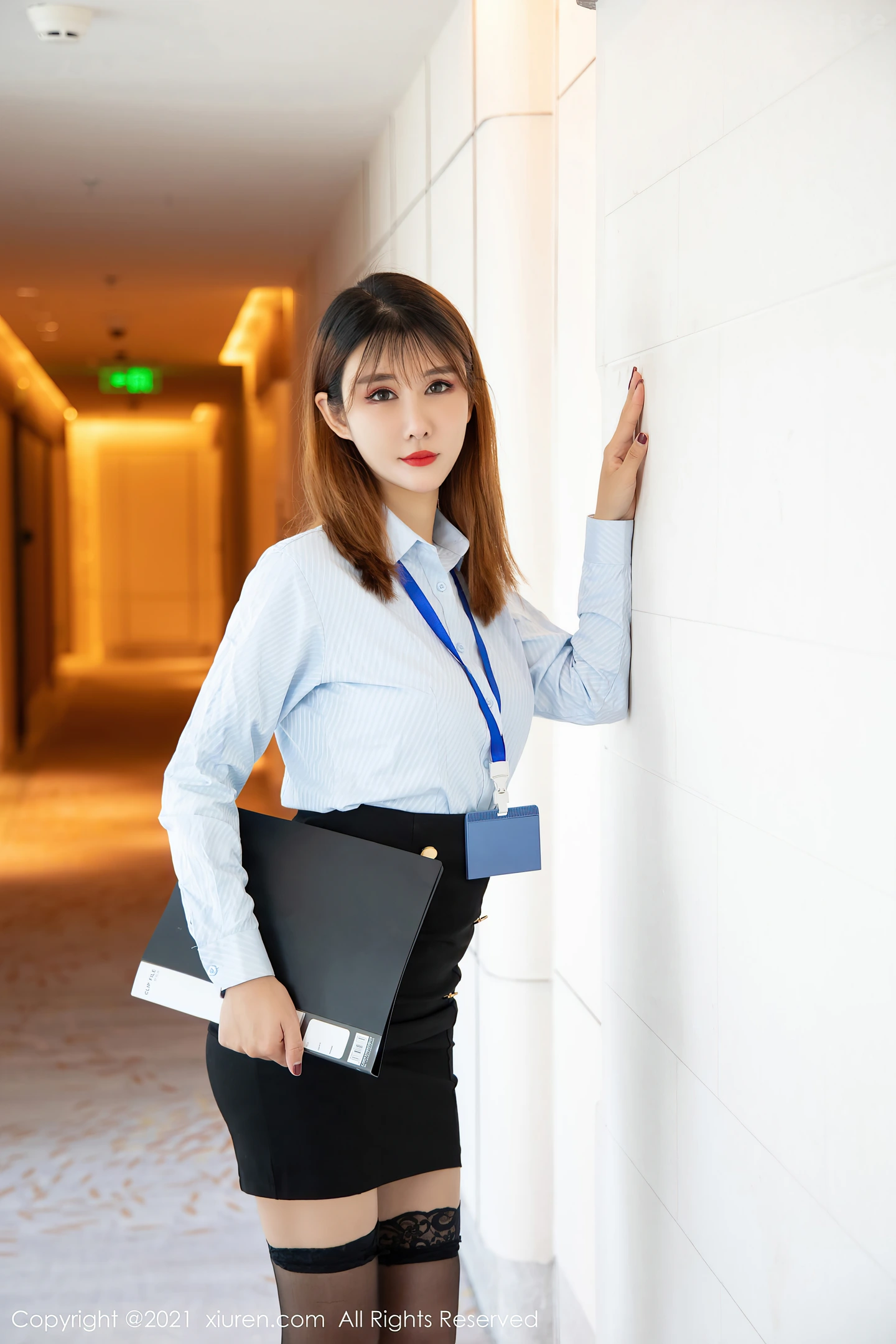 图片[3]-[XiuRen秀人网]VOL.4247 模特夏沫沫tifa职业秘书OL主题私房情趣捆绑秀完美身材诱惑写真50P-秀人网官方网站